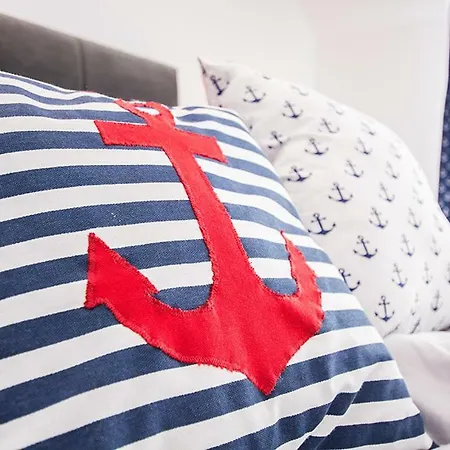 Pod Zaglami Rowy (Pomerania)