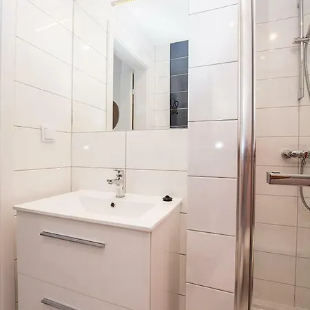 Pod Zaglami Rowy (Pomerania)